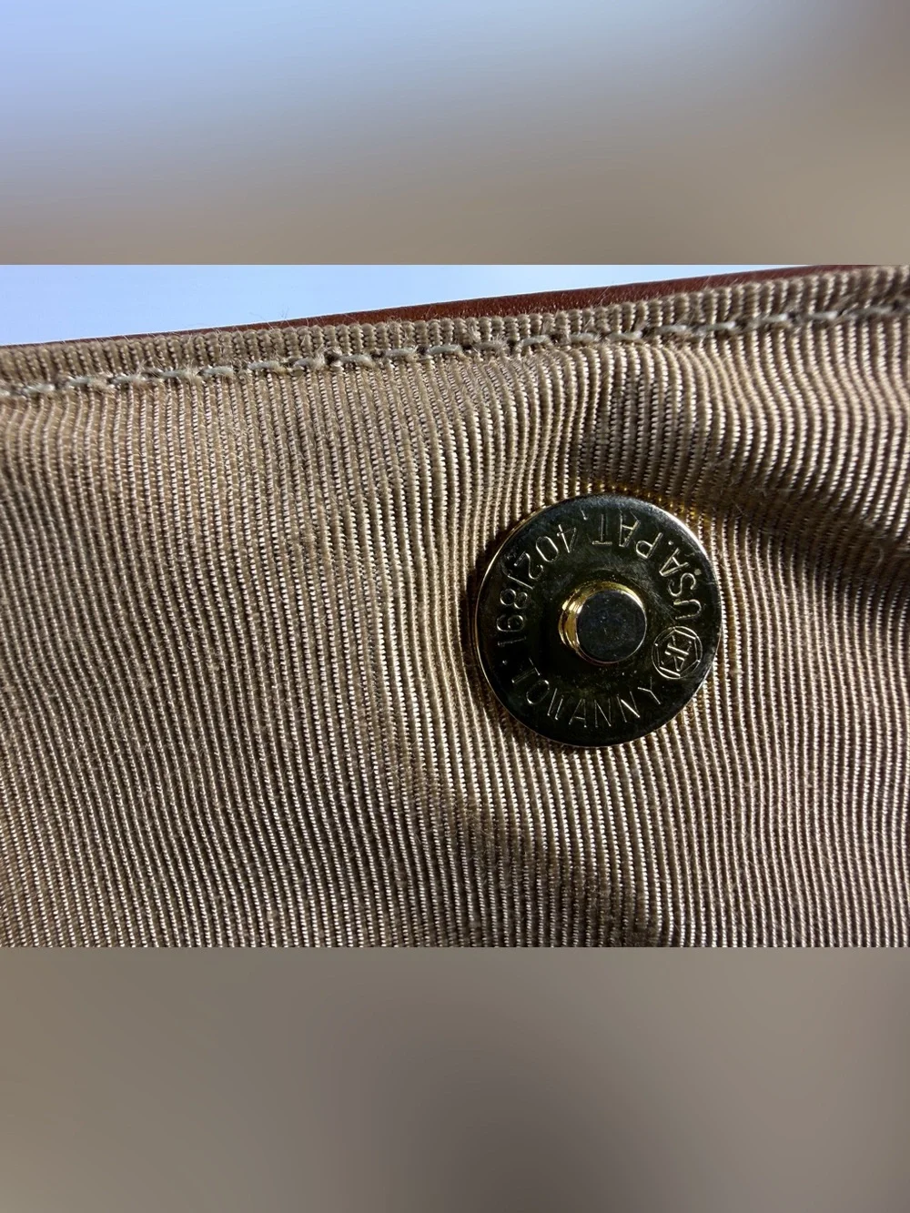 Retro Paris Sleek Cognac Brown Leather Shoulder Bag with Tortoiseshell Accent